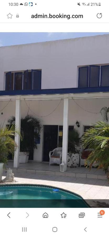 Palmita Hotel Hostel 奥拉涅斯塔德 外观 照片